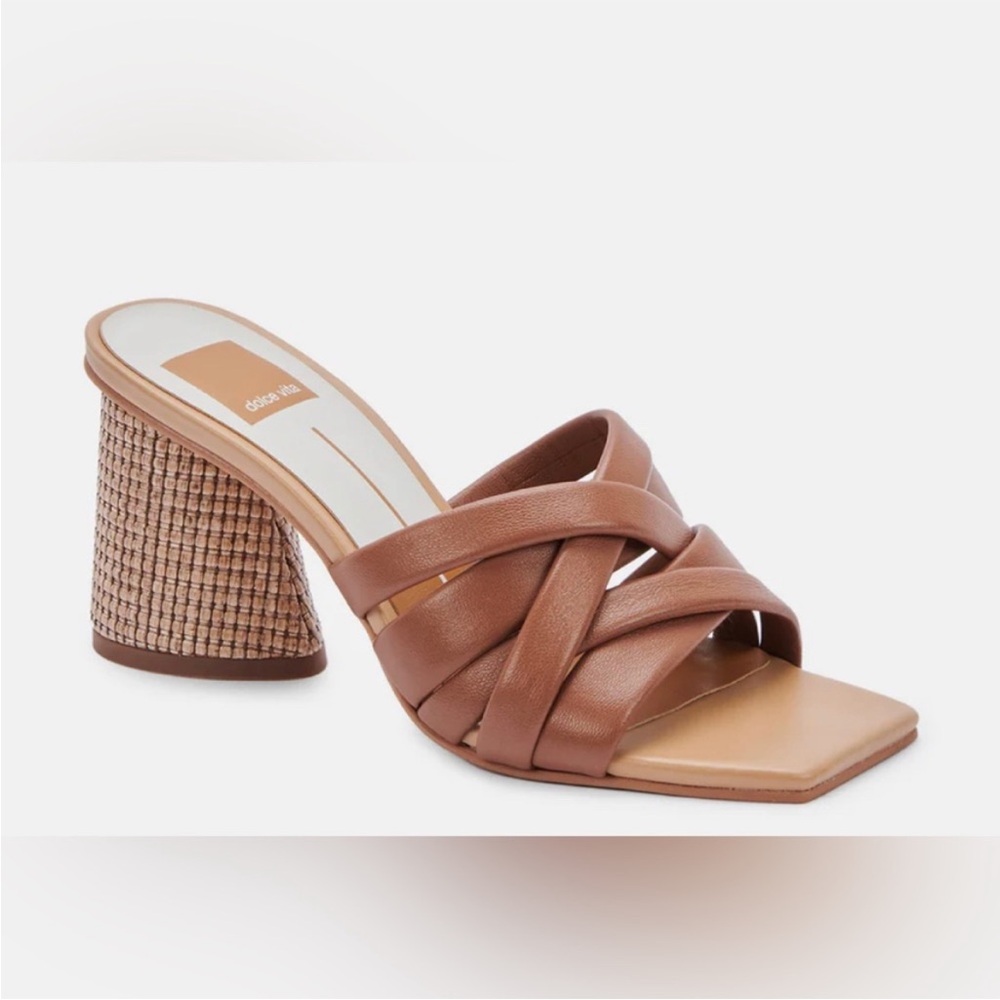 Dolce Vita Pazlee Sandal size 8